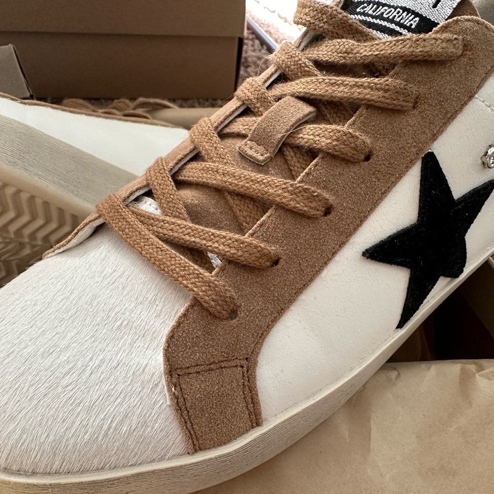 Neutral Star Sneaker